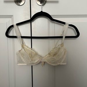 NWOT Crème Su Gold and Cream Mesh Underwired Bra
